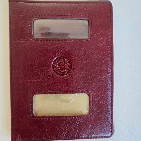 Passport cover - Picture 1 of 4
